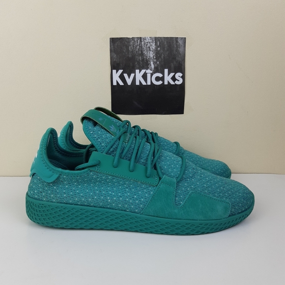 pharrell tennis hu true to size